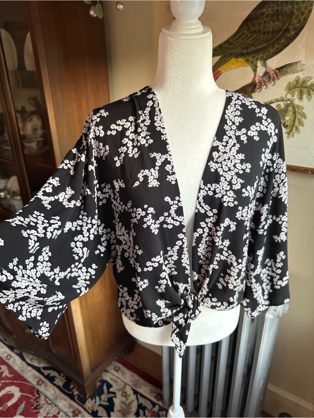 Pink Rose Black Floral Tie Front Kimono Blouse Wide Sleeve Top Sz M⁠‎ Whimsigoth